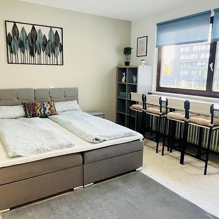 Lenastay I Modernes Apartment-Studio Kaiserslautern Exteriör bild